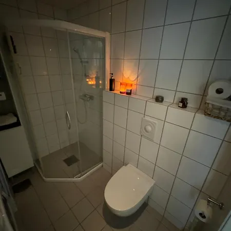 Leilighet Moderne Sentral I Med Gratis Parkering *