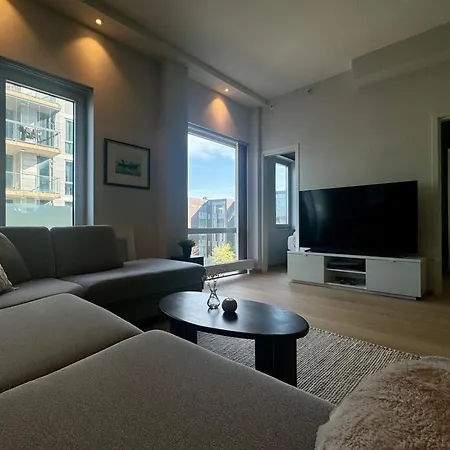 Moderne Sentral I Med Gratis Parkering *