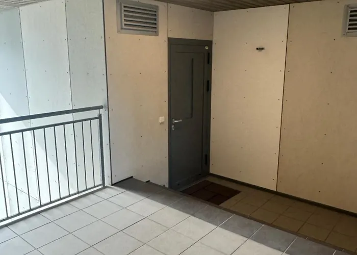 Moderne Sentral I Med Gratis Parkering アパート *