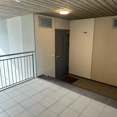 Moderne Og Sentrumsnaer Lägenhet *